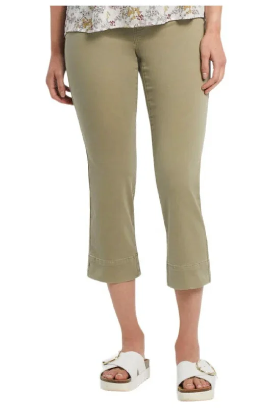 Pull On Kick Flare Capri In Sage