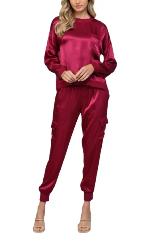 Satin Ditz Diva Jogger In Maroon