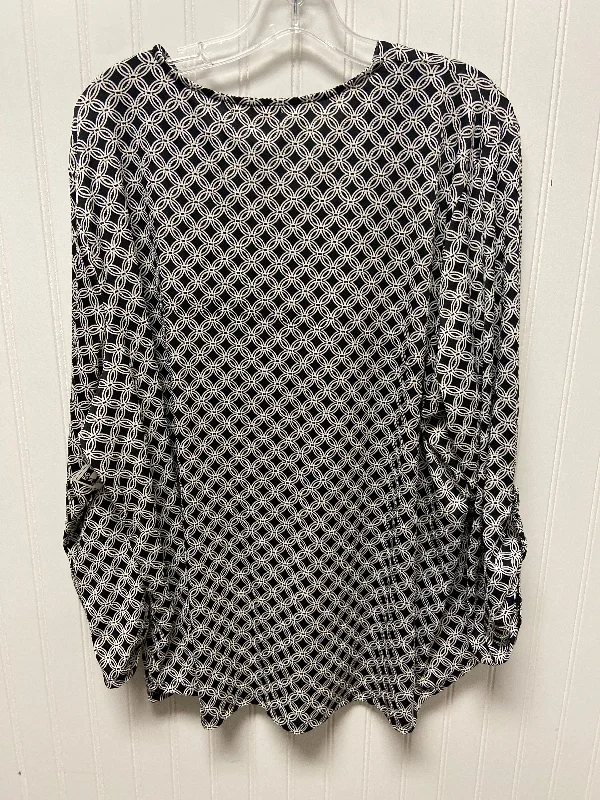 Top Long Sleeve By Clothes Mentor In Black & White, Size: 3x