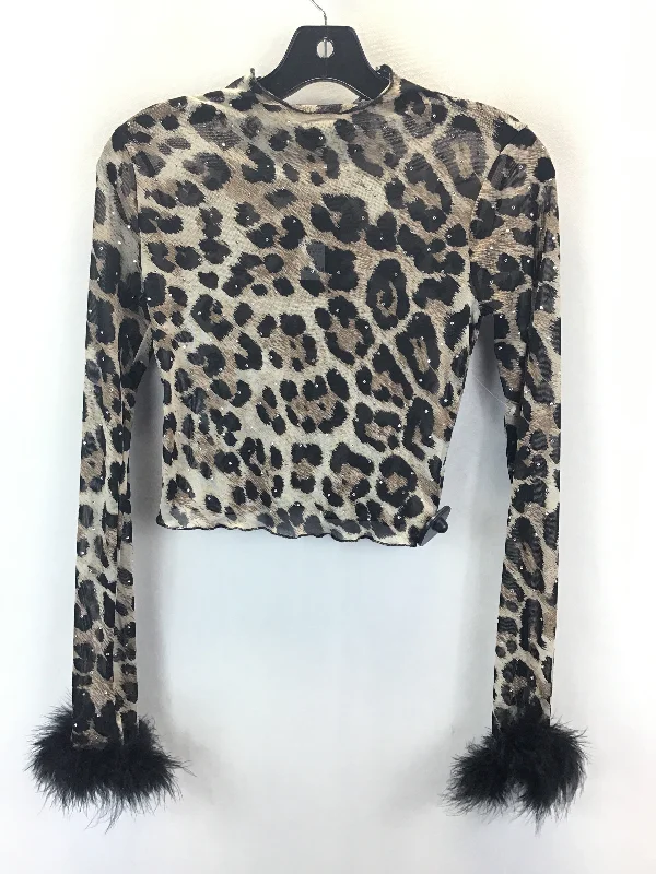 Top Long Sleeve By Fashion Nova In Leopard Print, Size: S