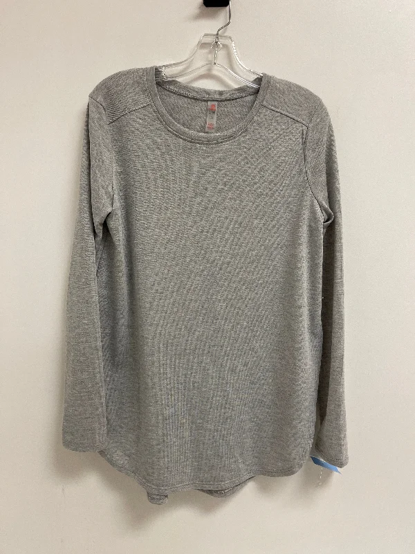 Top Long Sleeve By Mono B In Grey, Size: S